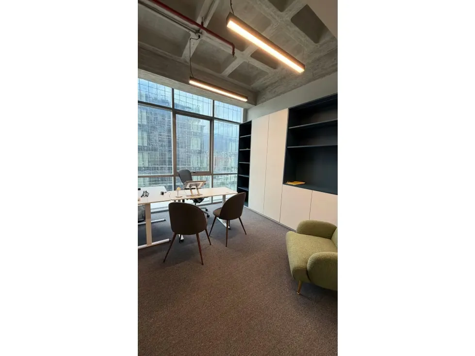 Oficina en Venta/Alquiler Las Mercedes 92 M2 - 11