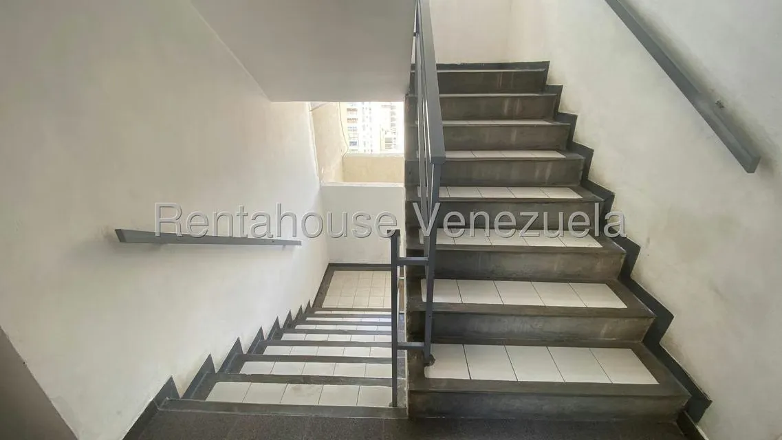 Apartamento (1 Nivel) en Venta en Quinta Crespo, Distrito Metropolitano - 12
