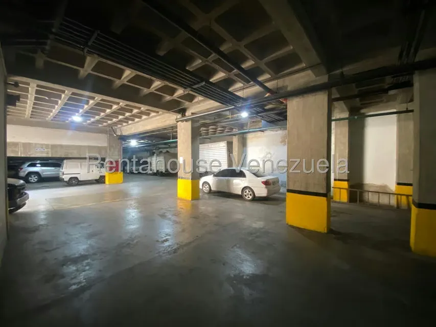 Apartamento (1 Nivel) en Venta en Quinta Crespo, Distrito Metropolitano - 36