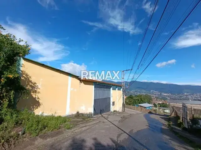 LOCAL EN ALQUILER EN PUEBLO CHIQUITO PALMIRA