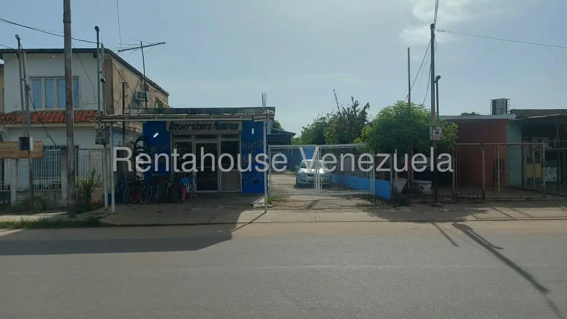 Comercial (Local Comercial) en Venta en Avenida 32, Zulia - 3