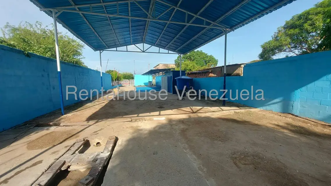 Comercial (Local Comercial) en Venta en Avenida 32, Zulia - 8
