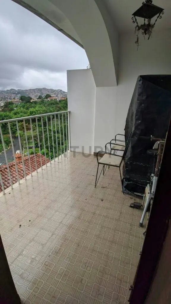 Vendo casa en La Av Tamanaco de Macaracuay con excelente vista al Avila - 10