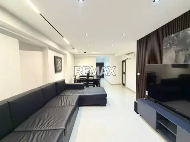 VENDO APARTAMENTO EN TRIANGULO DEL ESTE BARQUISIMETO