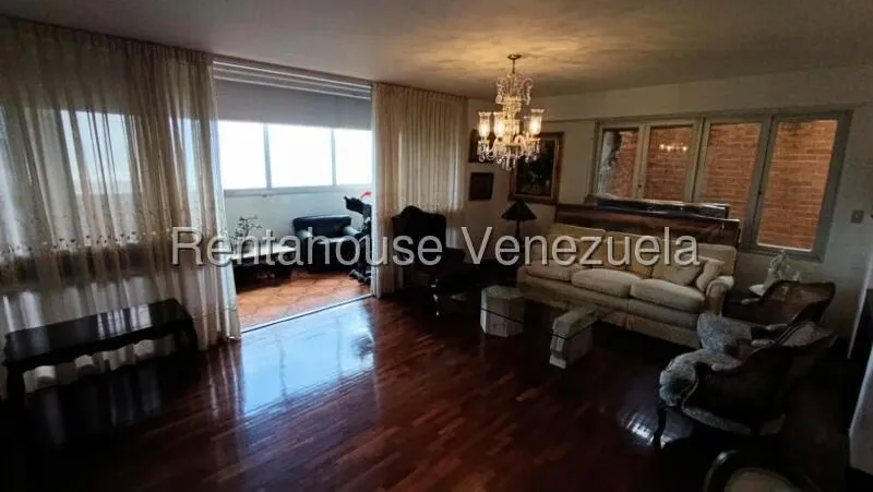 Apartamento (1 Nivel) en Venta en Los Naranjos del Cafetal, Distrito Metropolitano - 31