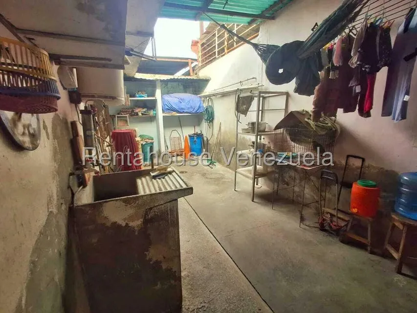 Casa (1 Nivel) en Venta en Zona Oeste, Lara - 24