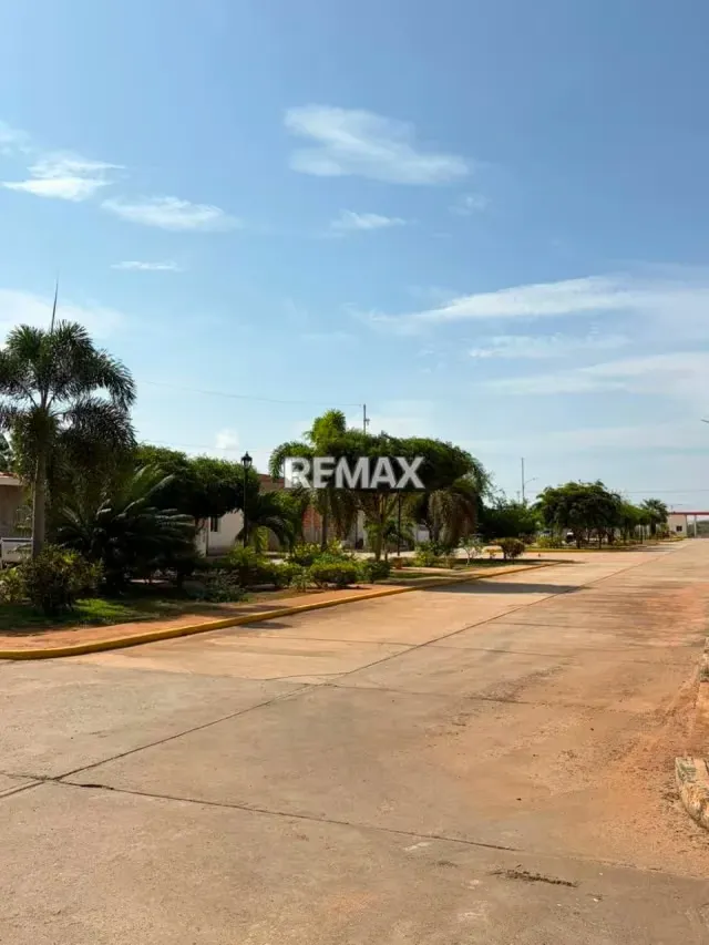 VENDE TOWNHOUSE VILLA STEPHANY VIA AL AEROPUERTO - 4