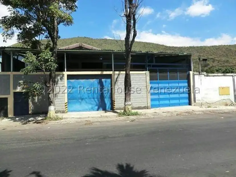 Comercial (Galpon - Deposito) en Alquiler en Guarenas, Miranda