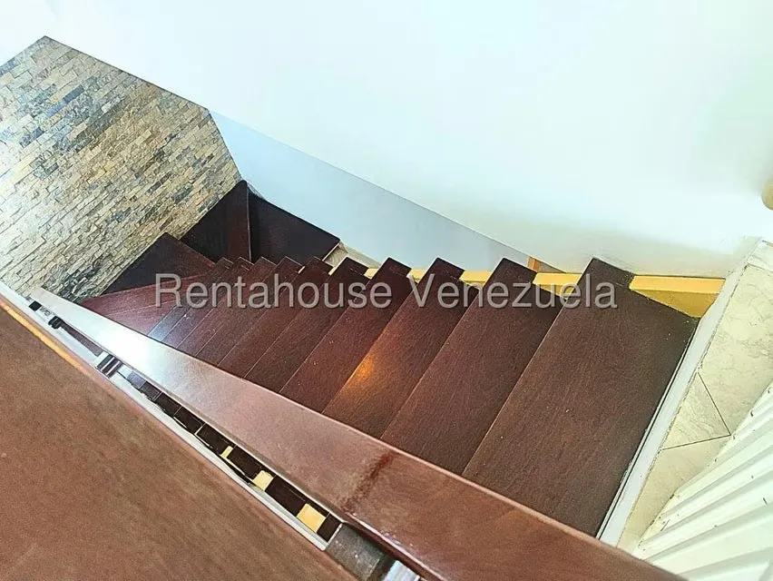Casa (Multipes Niveles) en Venta en Municipio Carrizal, Miranda - 17