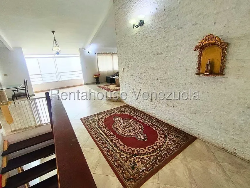 Casa (Multipes Niveles) en Venta en Municipio Carrizal, Miranda - 3