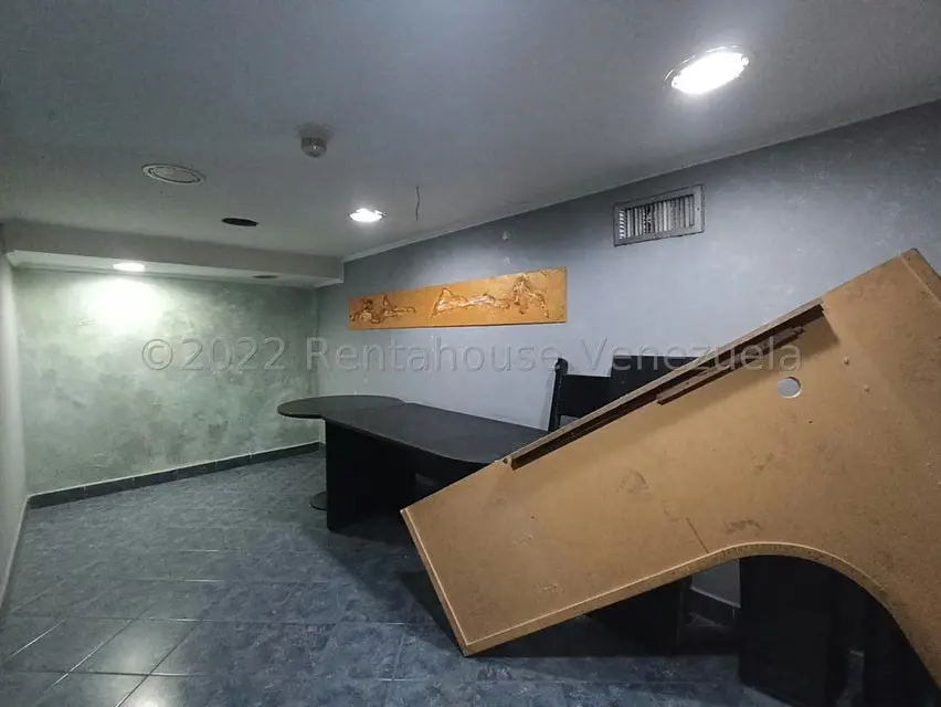 Edificio en Venta en Avenida Constitucion, Aragua - 22