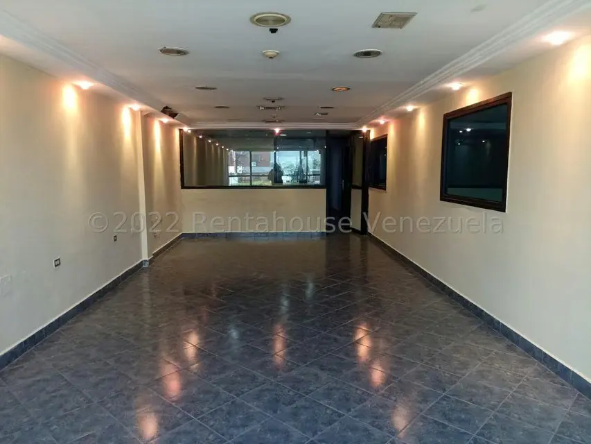 Edificio en Venta en Avenida Constitucion, Aragua - 31