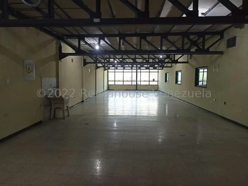 Edificio en Venta en Avenida Constitucion, Aragua - 32