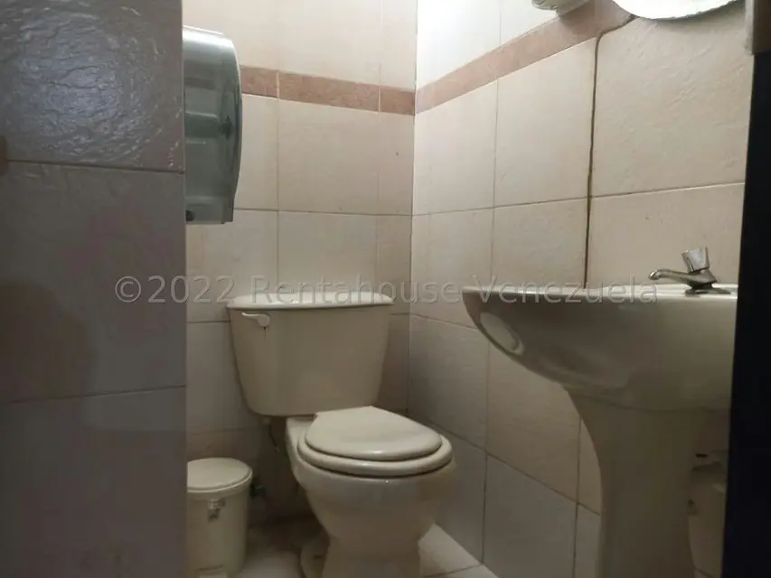 Edificio en Venta en Avenida Constitucion, Aragua - 42