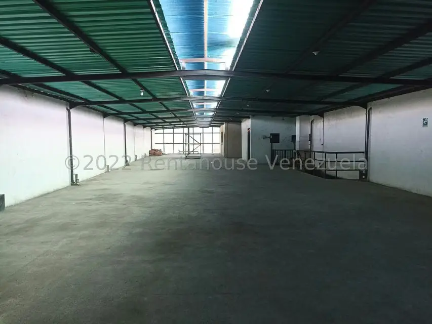 Edificio en Venta en Avenida Constitucion, Aragua - 45