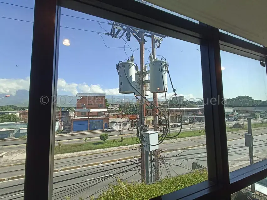 Edificio en Venta en Avenida Constitucion, Aragua - 48