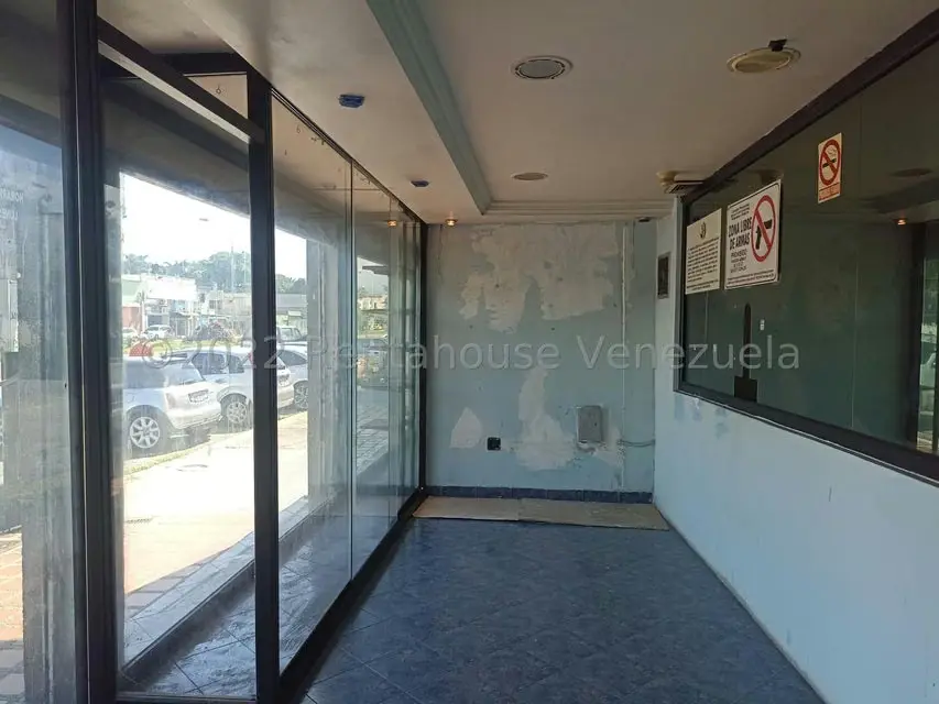 Edificio en Venta en Avenida Constitucion, Aragua - 5