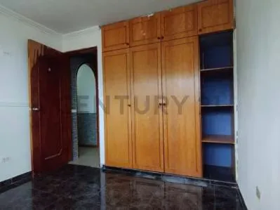 APARTAMENTO EN ALQUILER - 6