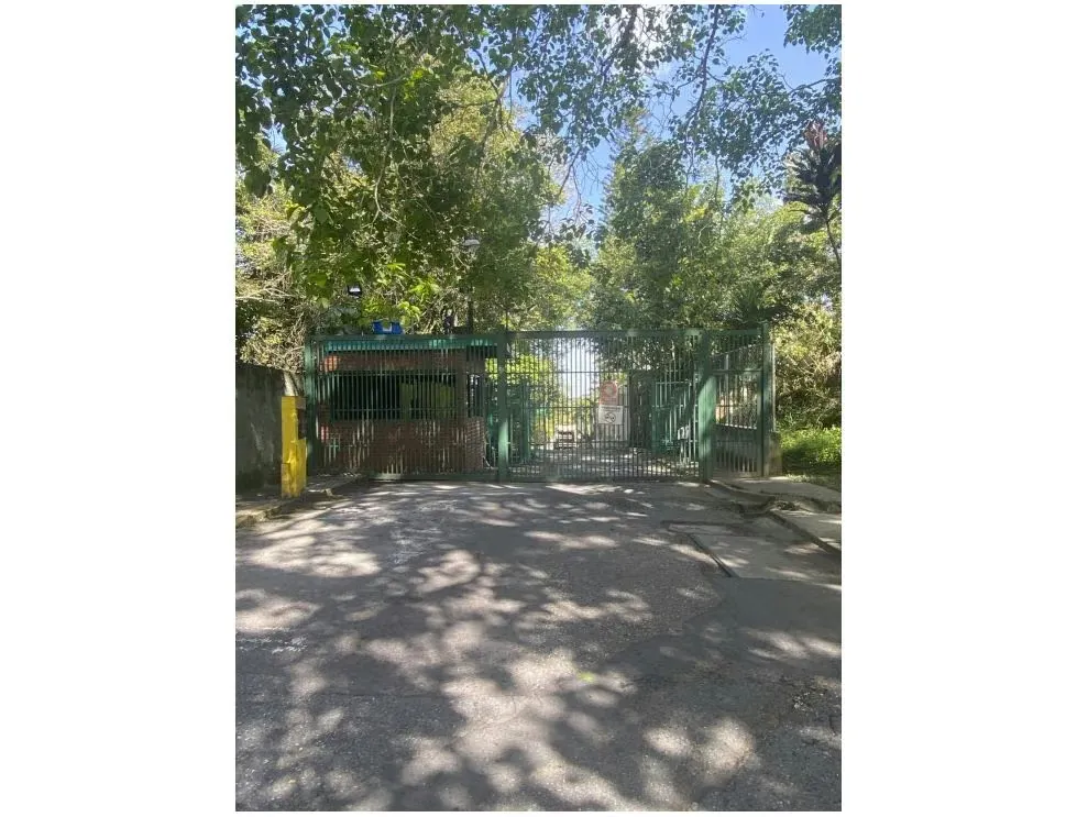 Venta Casa en calle cerrada 780 m2 La Lagunita 7629 - 2
