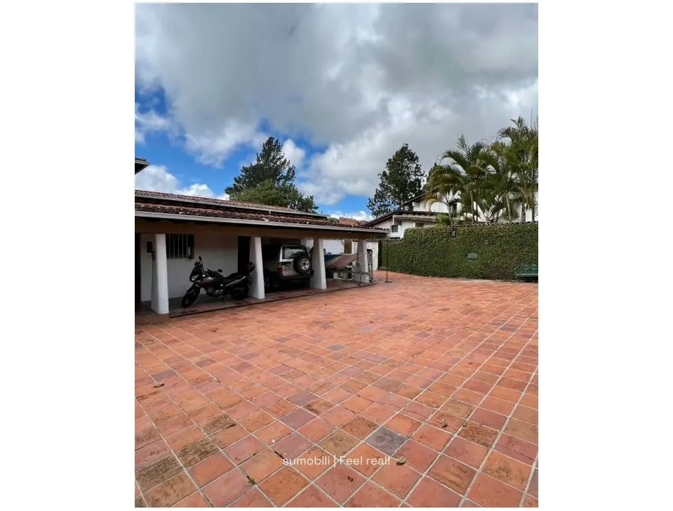 Venta Casa en calle cerrada 780 m2 La Lagunita 7629 - 3
