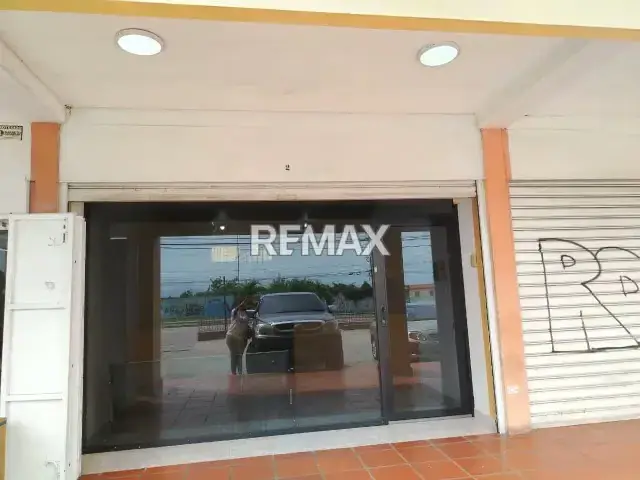 Local Comercial en alquiler Centro Comercial Granada