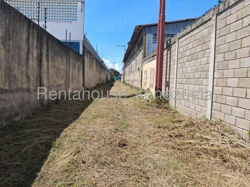 Terreno (Comercial) en Venta en Zona Industrial San Vicente, Aragua - 2