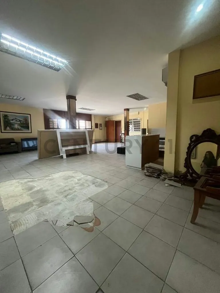 Venta de Galpón Comercial (ideal taller carpintero) Valencia, Carabobo - 6