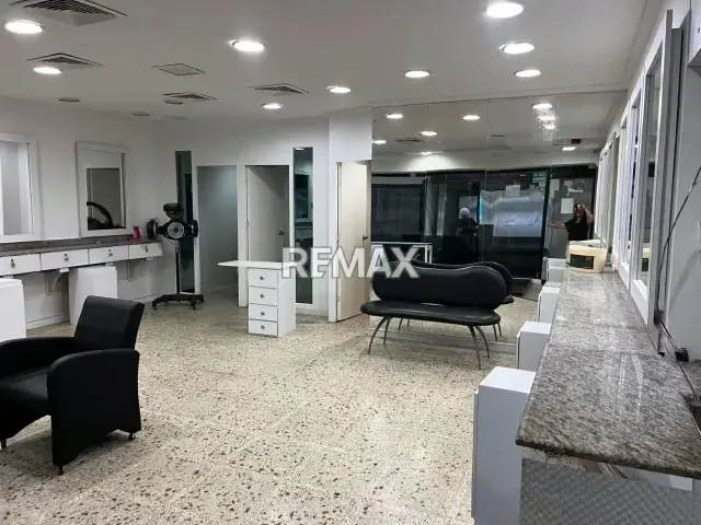 LOCAL C.C. GALERIAS MALL, 1ER PISO - 2