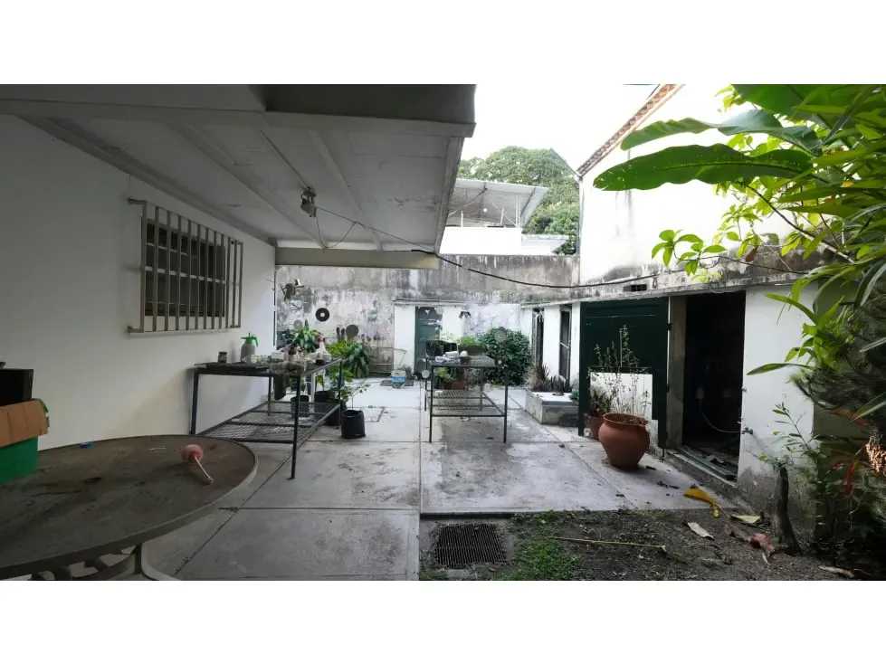Casa amplia con piscina y jardín en Los Chorros - 16