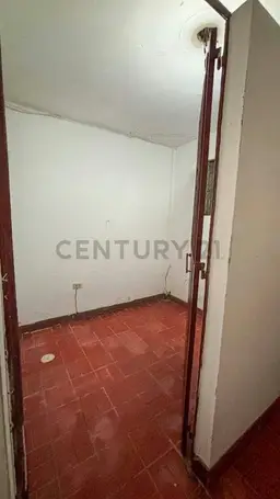 View 32