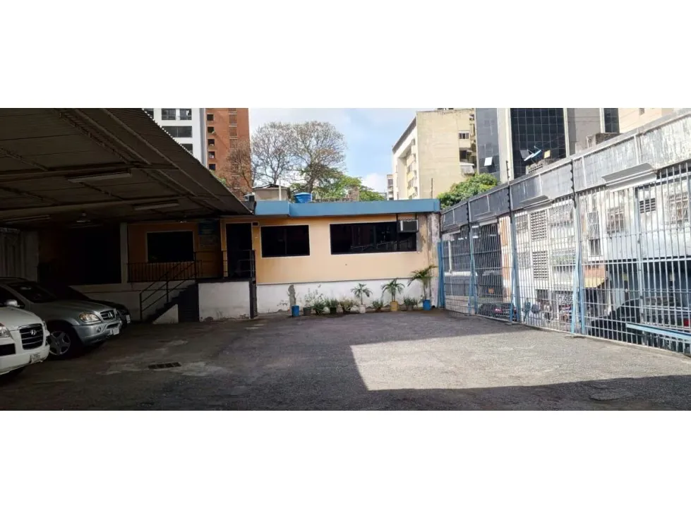 Local en venta 500m², Av Libertador con calle Negrin - 8