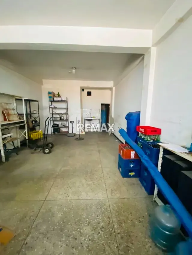 Alquilo local comercial - 5