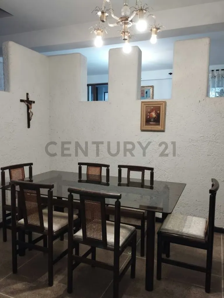 Cómoda Casa en Los Dos Caminos , Caracas - 3