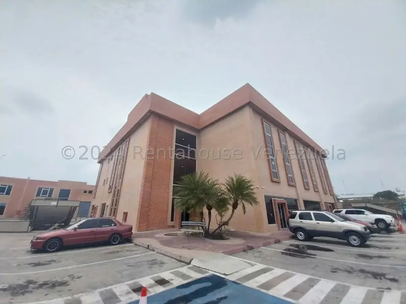 Oficina en Alquiler en Zona Industrial, Carabobo