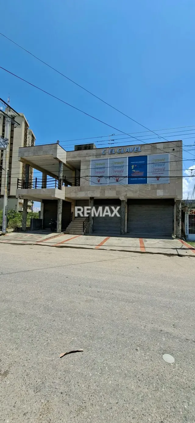 Local en C.C.El Clavel de Ciudad Ojeda - 3