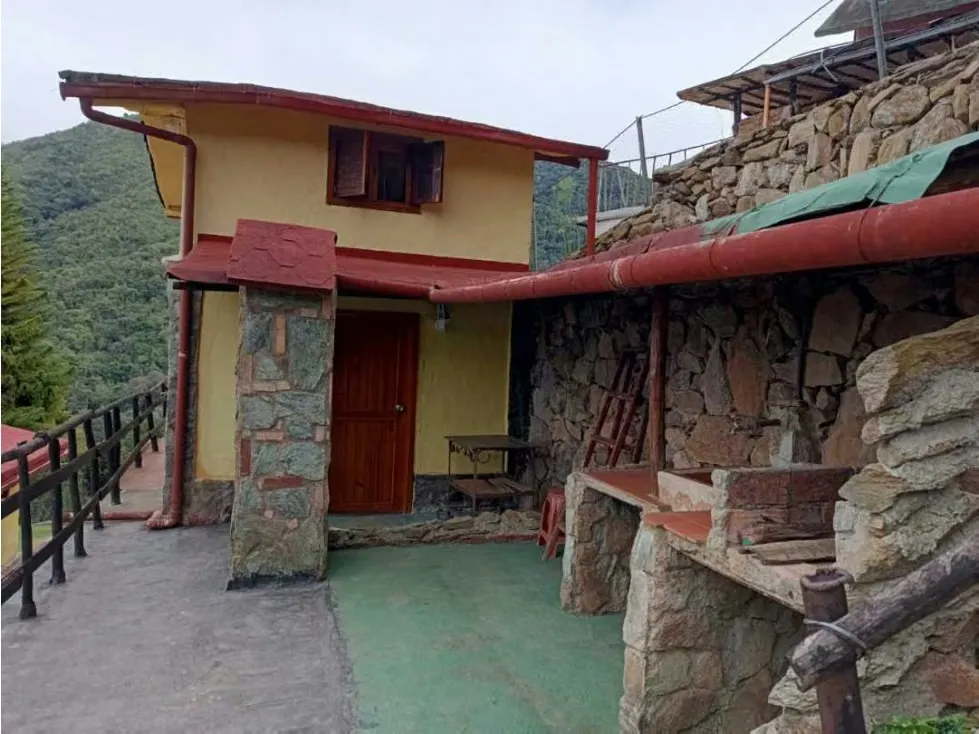 En venta Casa Campestre 1.215m2 La Colonia Tovar (vía Puerto Cruz) - 9
