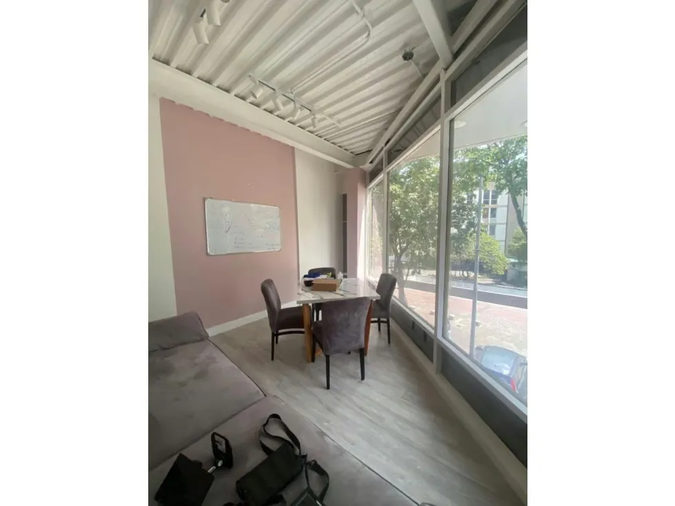 Edificio en venta 756m², Av. Trinidad con calle Londres - 20