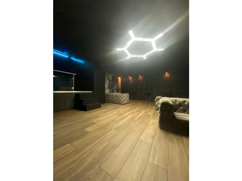 Edificio en venta 756m², Av. Trinidad con calle Londres - 5