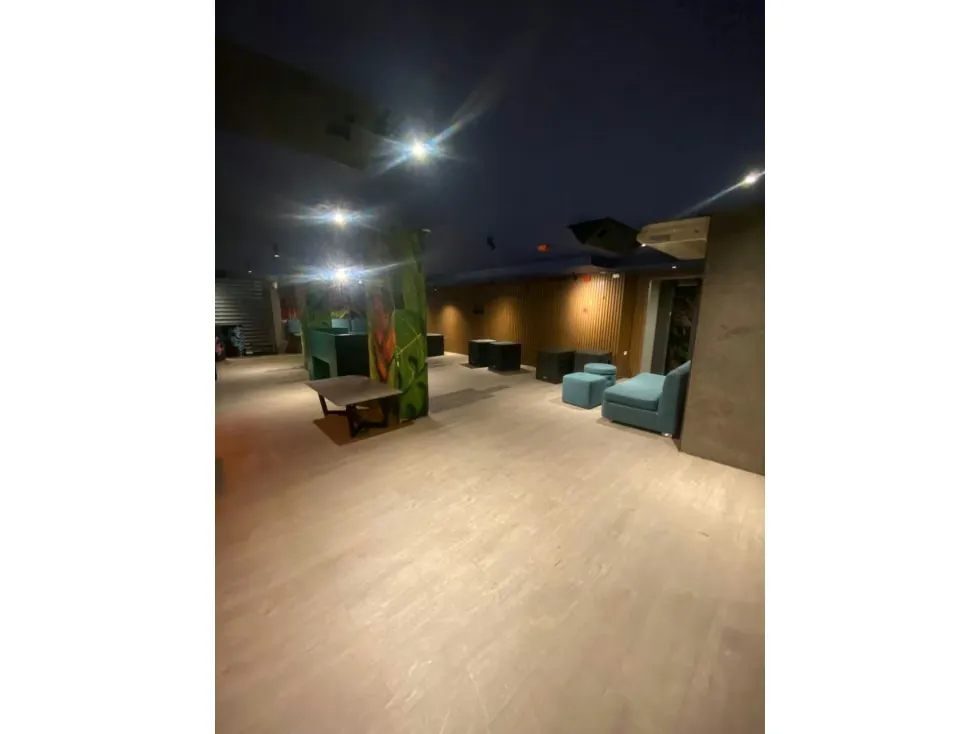 Edificio en venta 756m², Av. Trinidad con calle Londres - 10
