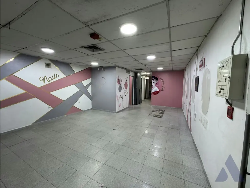 Alquilo local comercial 66m2 Centro Plaza Páez 2820 - 21