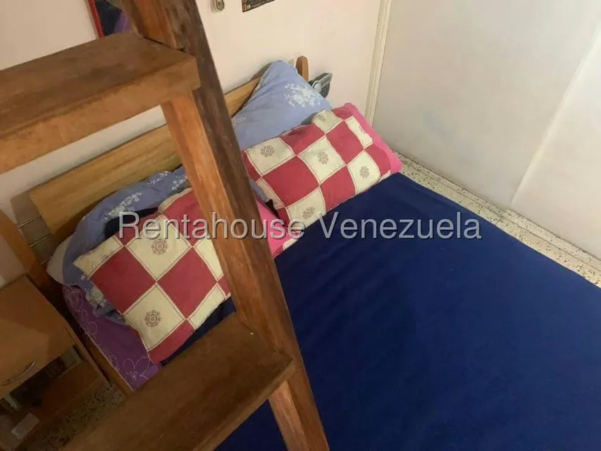 Apartamento (1 Nivel) en Alquiler en Colinas de Bello Monte, Distrito Metropolitano - 21