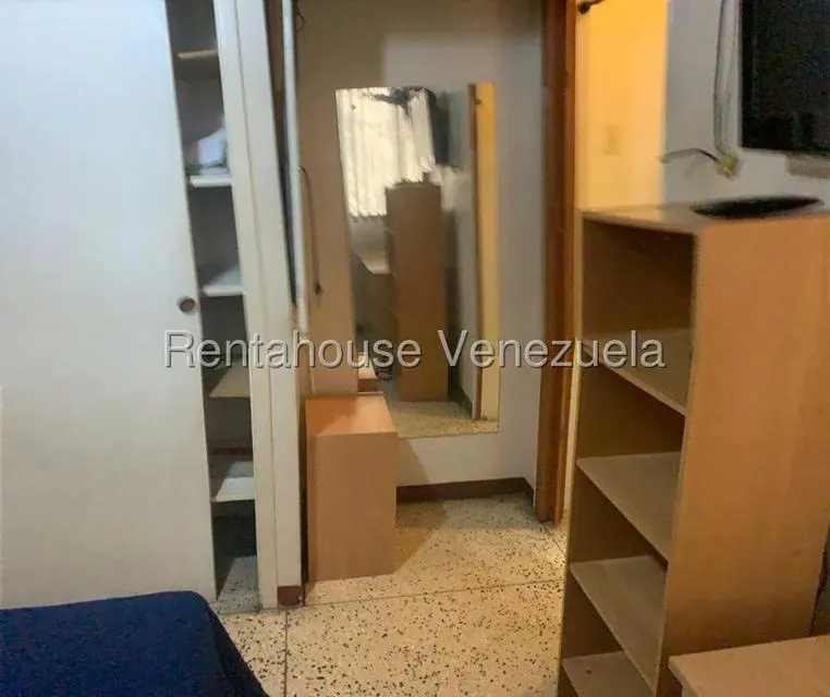 Apartamento (1 Nivel) en Alquiler en Colinas de Bello Monte, Distrito Metropolitano - 22