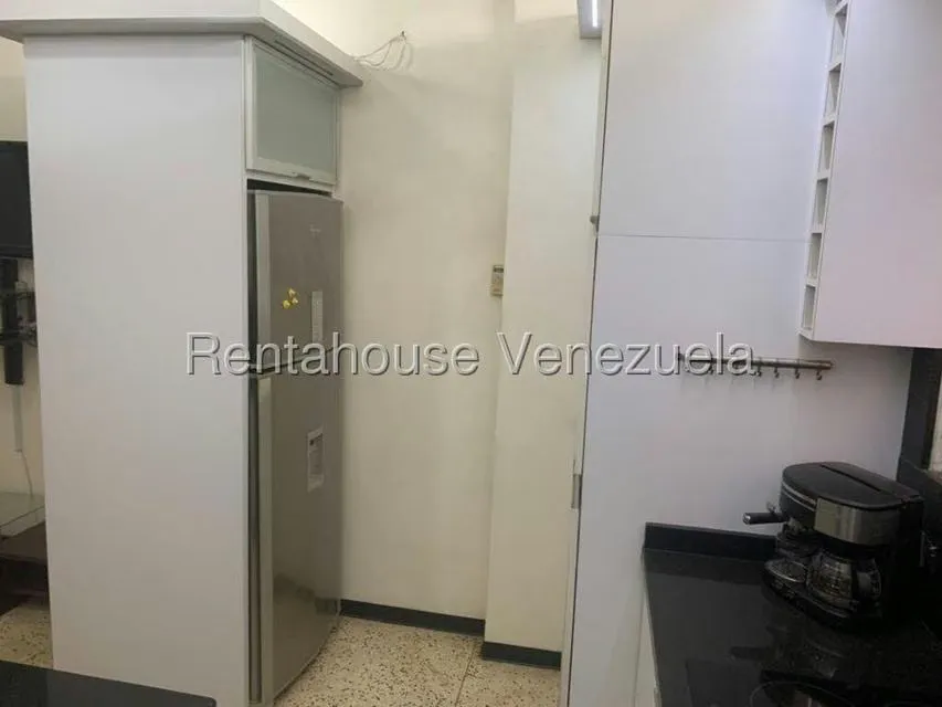 Apartamento (1 Nivel) en Alquiler en Colinas de Bello Monte, Distrito Metropolitano - 7
