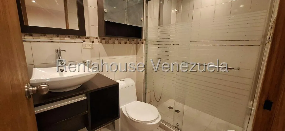 Apartamento (1 Nivel) en Alquiler en El Encantado, Distrito Metropolitano - 12