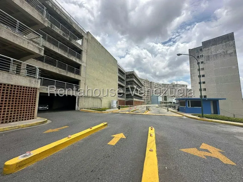 Apartamento (1 Nivel) en Alquiler en El Encantado, Distrito Metropolitano - 28