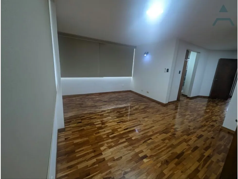 Se vende Apto PH 210m² 4h+s/3b+s/1p Cumbres de Curumo - 16