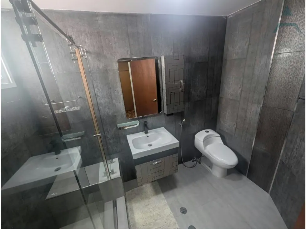 Se vende Apto PH 210m² 4h+s/3b+s/1p Cumbres de Curumo - 21