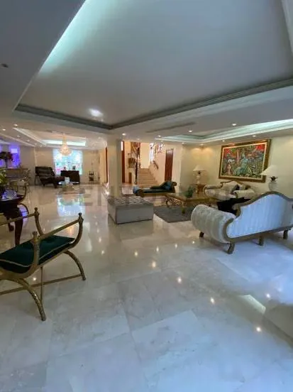 Venta de casa ubicada en exclusiva zona residencial - 5