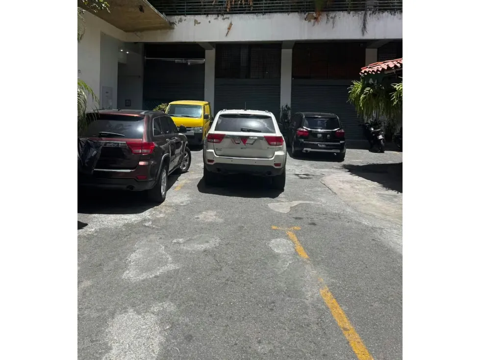 Se alquila/vende Galpon 1.200m² El Centro - 3
