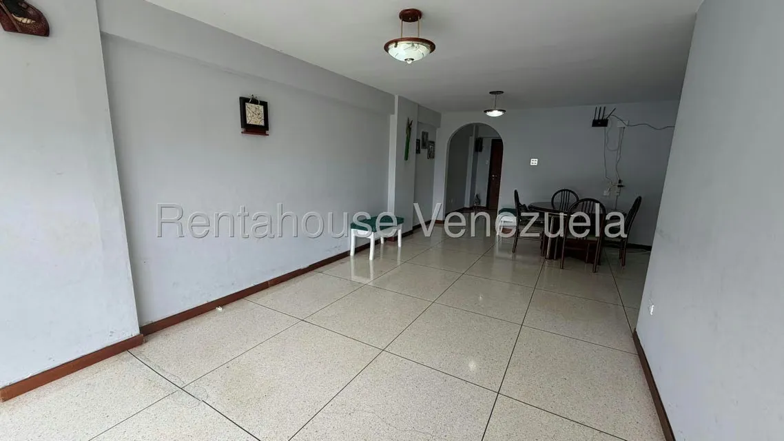 Apartamento (1 Nivel) en Venta en Colinas de Bello Monte, Distrito Metropolitano - 17